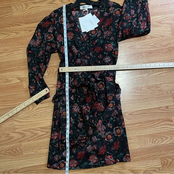 Diane Von Furstenberg Barbe Puffed Sleeves Mini Wrap Dress Punk Flower S… - Picture 13 of 16